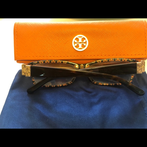 100% authentic Tory Burch Eyeglass frames! - Picture 2 of 7